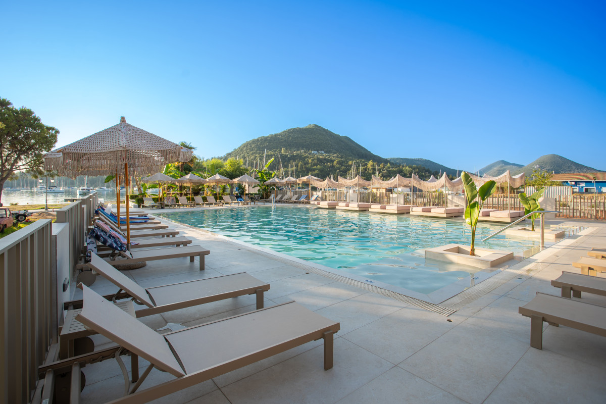 Athos Hotel