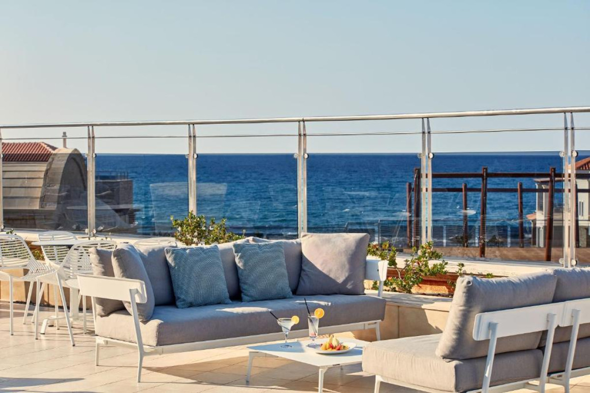 Atlantica Caldera Palace Resort