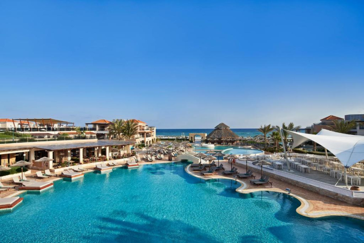 Atlantica Caldera Palace Resort