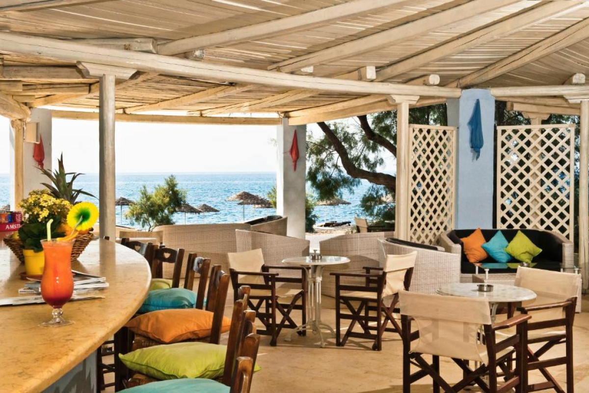 Atlantis Beach Villa