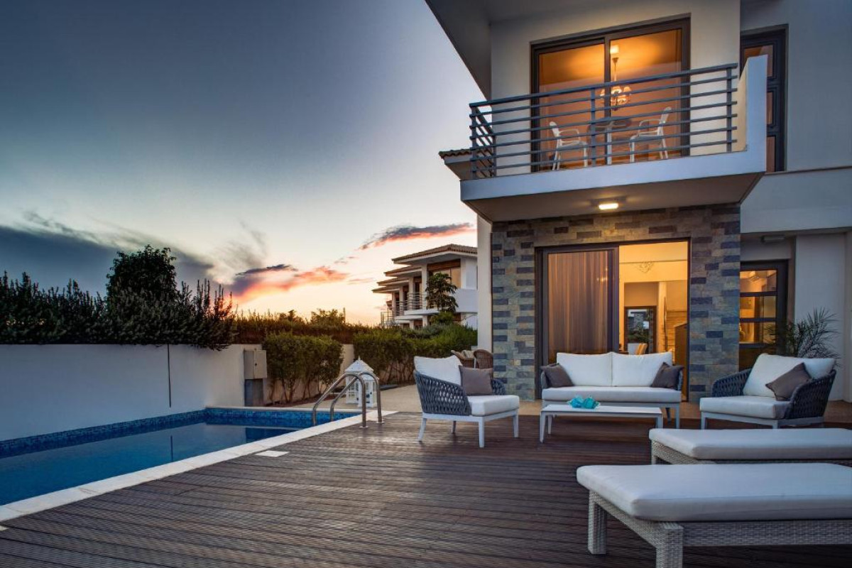 Atlantis Gardens Apartments & Villas