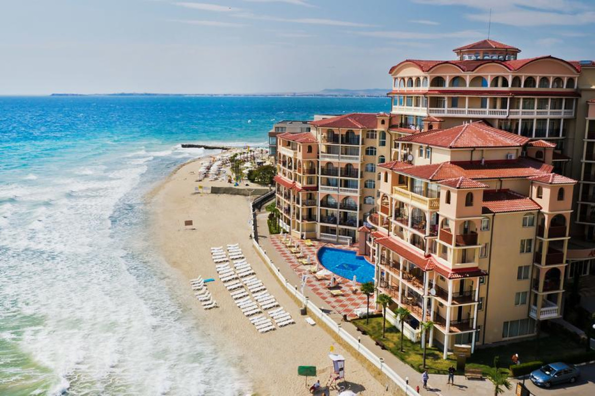 Atrium Beach (Elenite) 3*