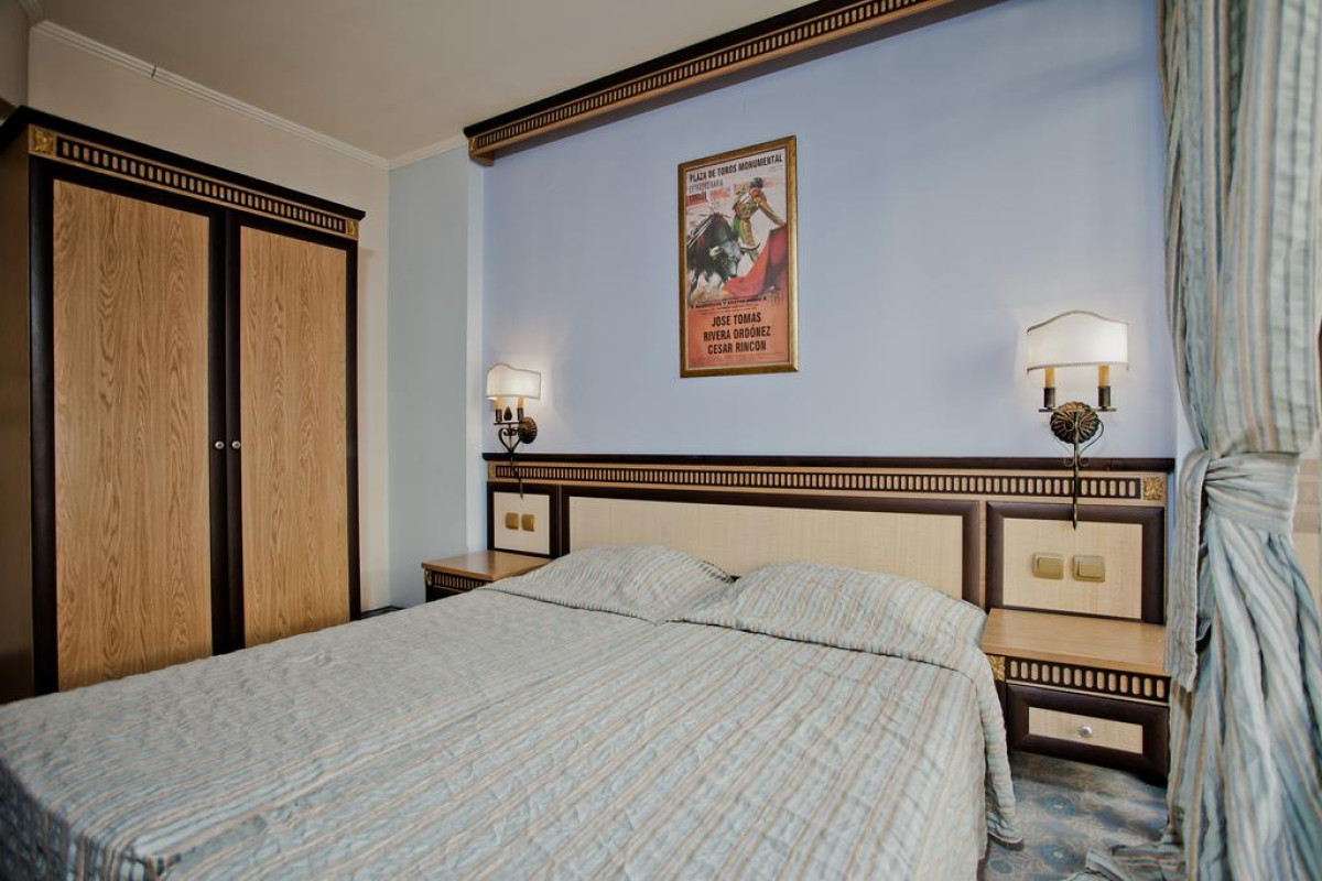 Atrium Beach (Elenite) 3*