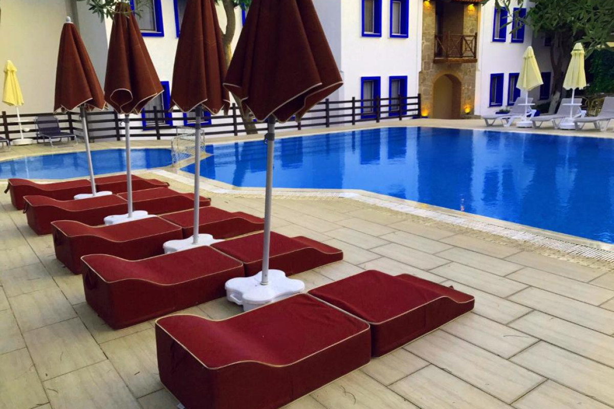 Atrium Hotel