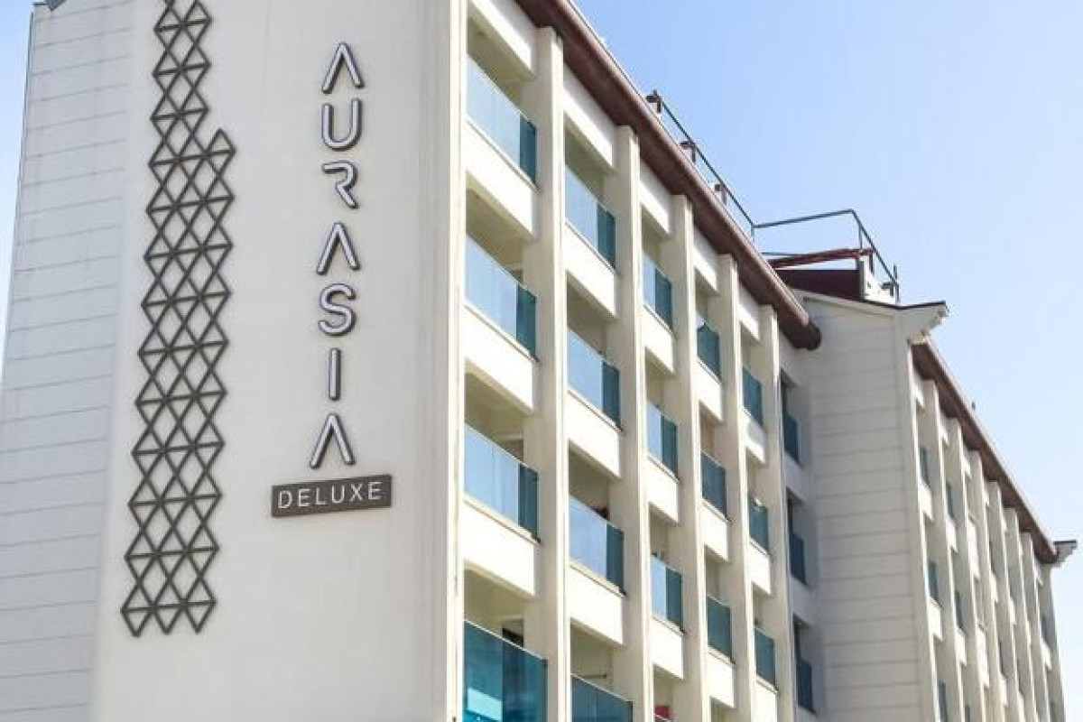 AURASIA DESIGN HOTEL