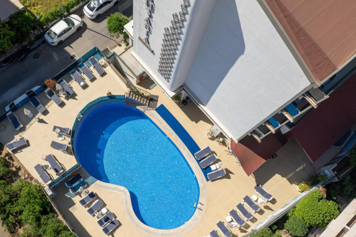 AURASIA DESIGN HOTEL