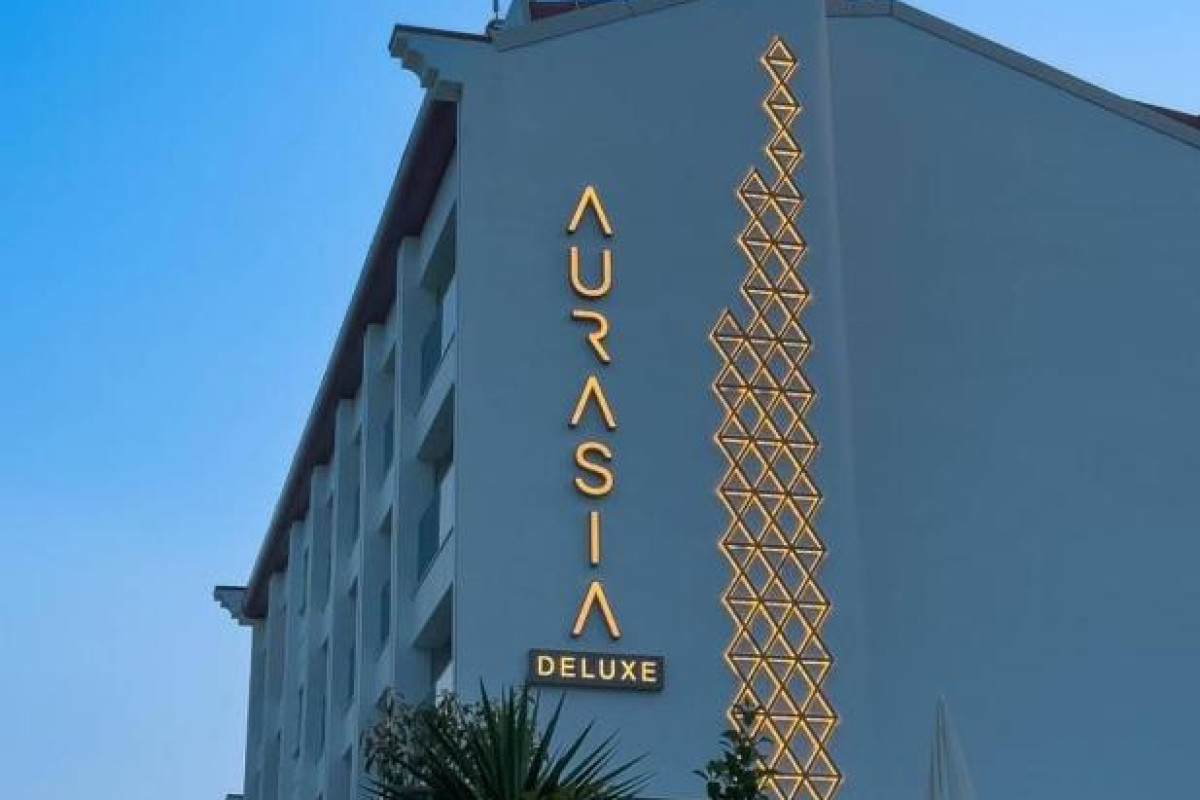 AURASIA DESIGN HOTEL