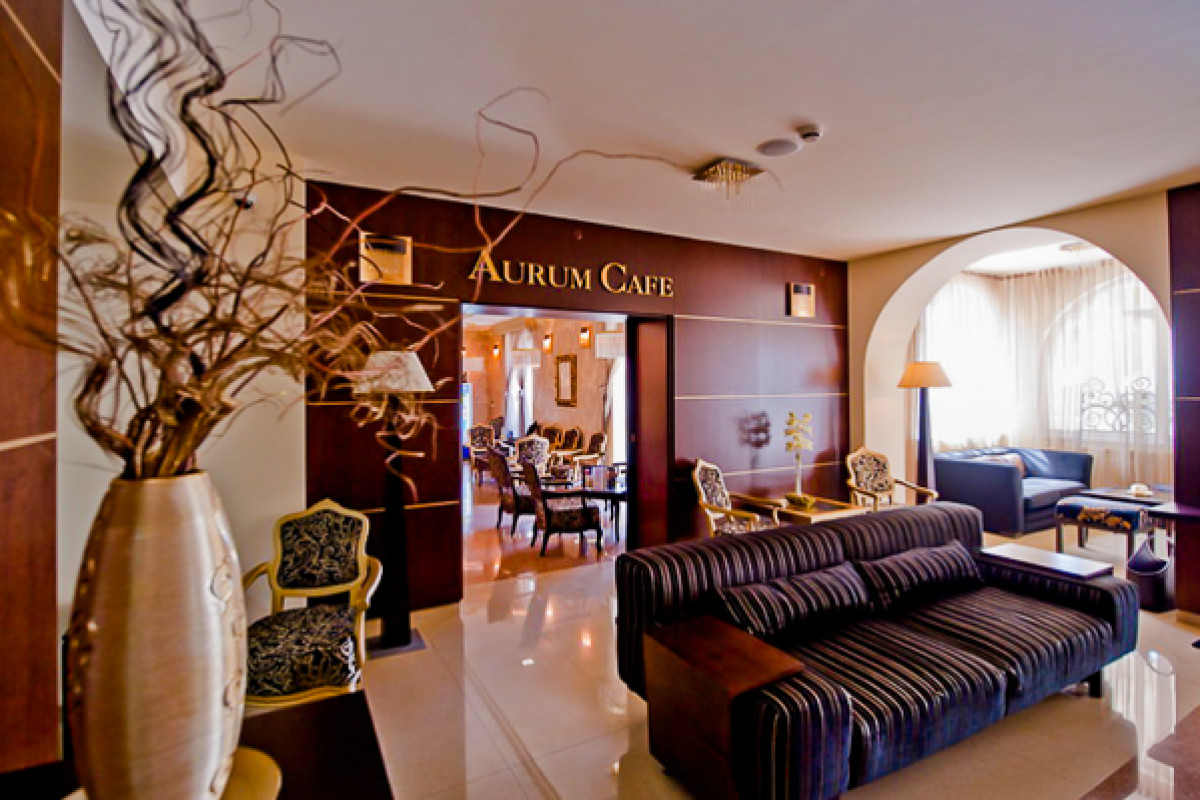 Aurum
