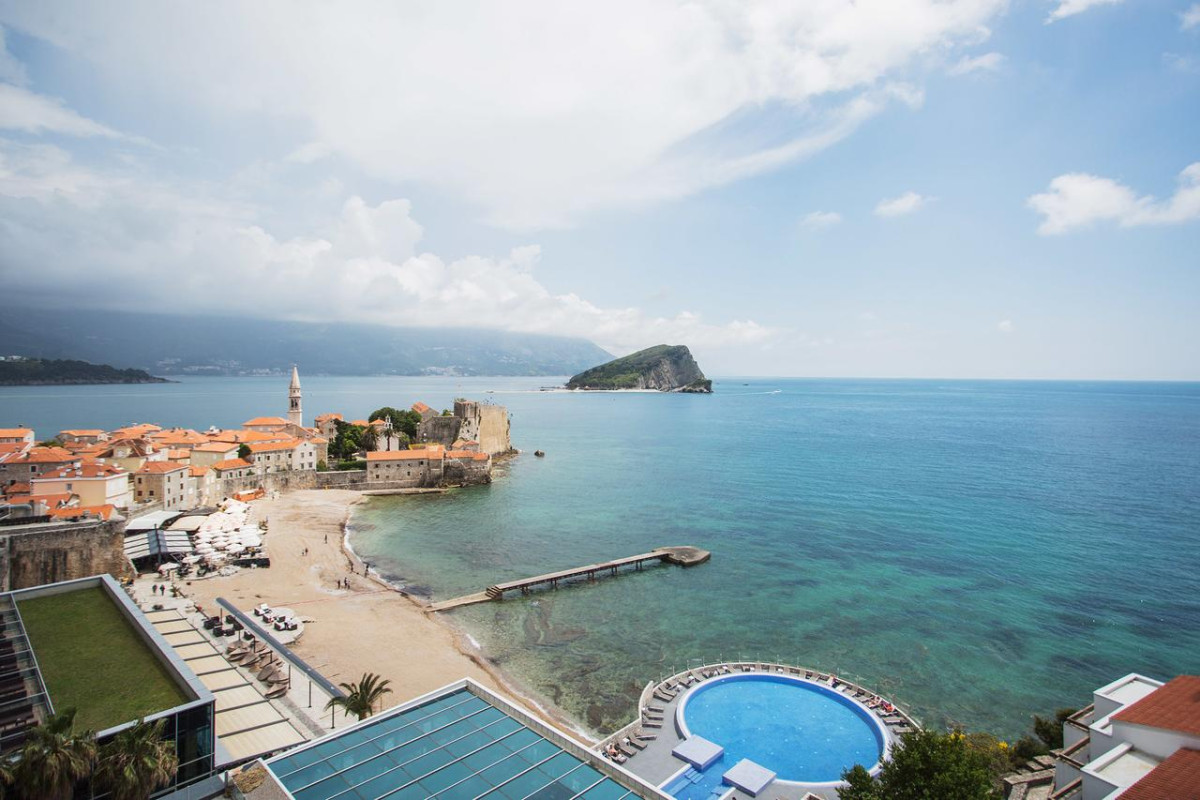 Avala Resort & Villas