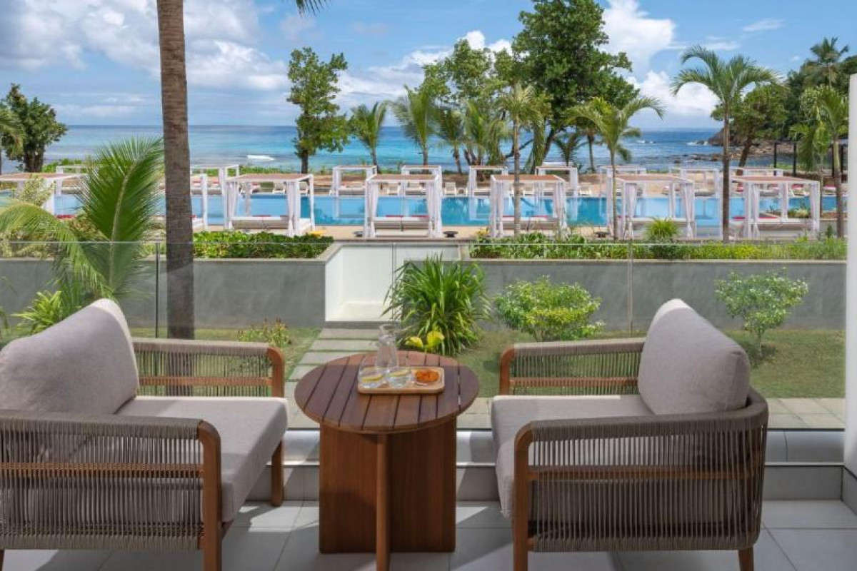Avani Barbarons Resort Seychelles