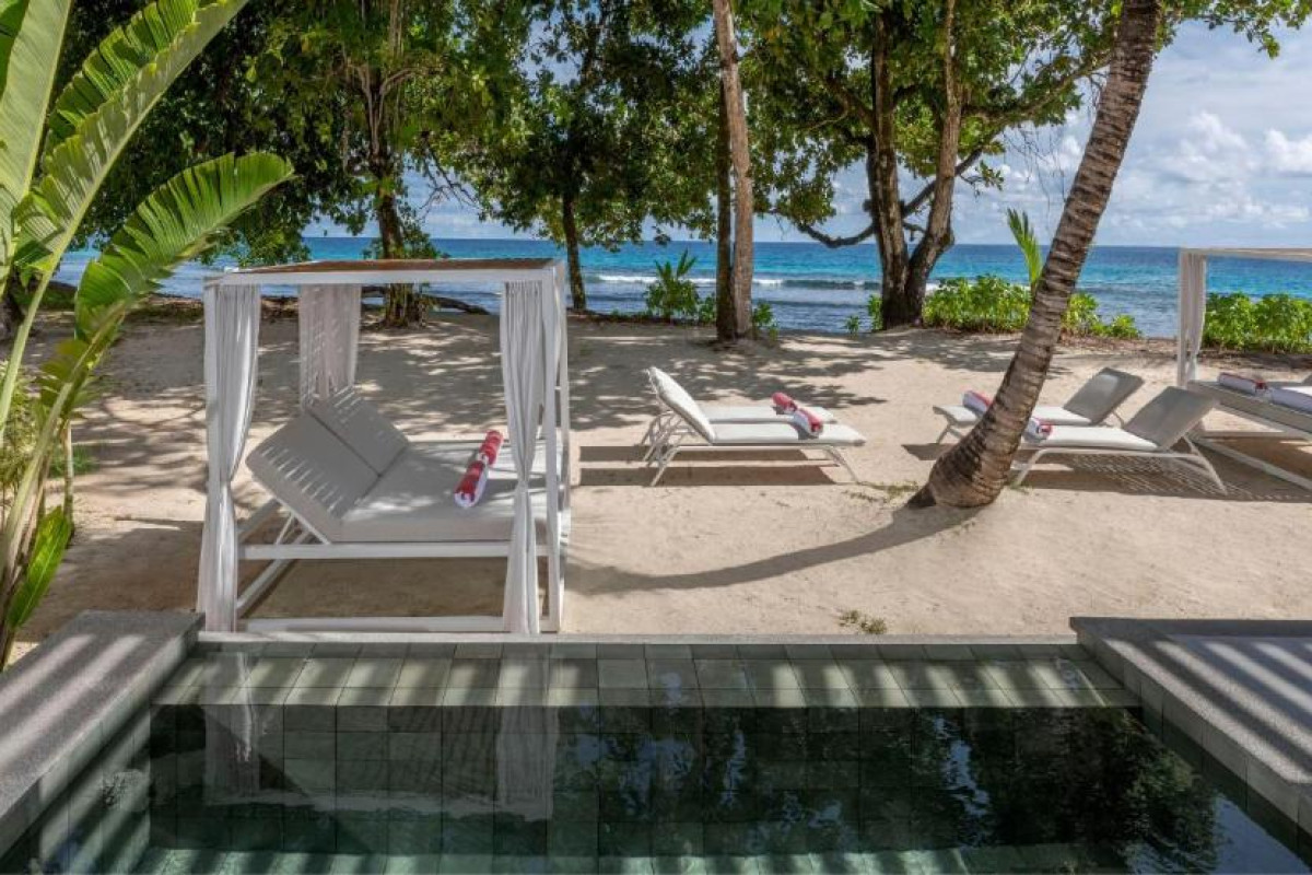 Avani Barbarons Resort Seychelles