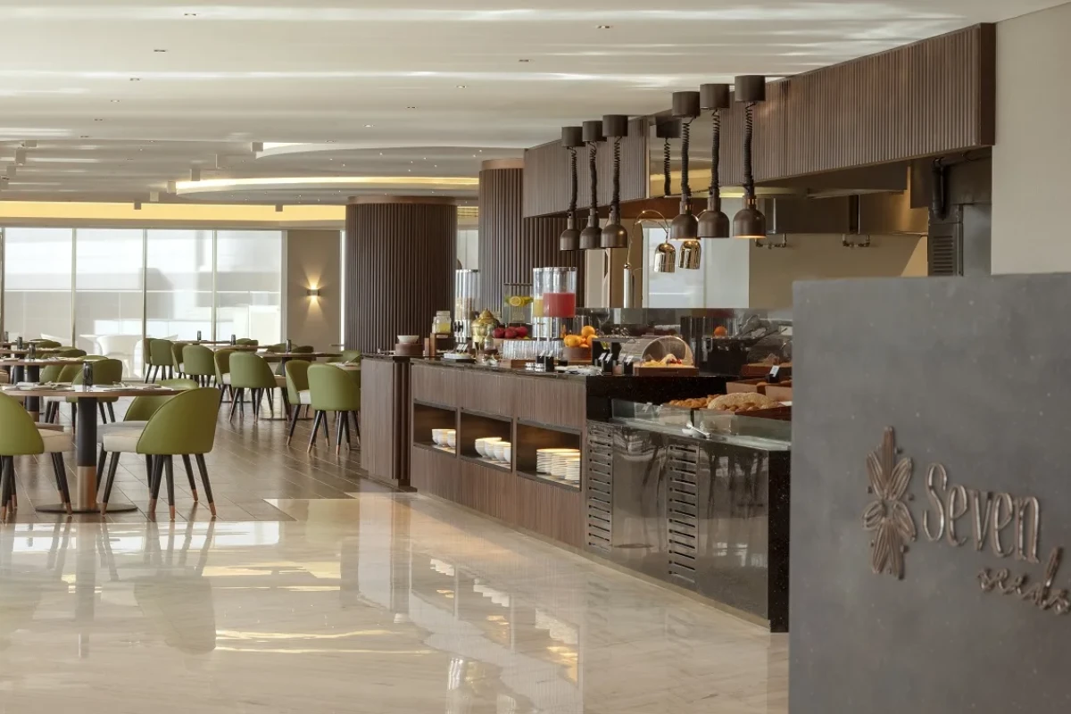 Avani Palm View Dubai Hotel & Suites