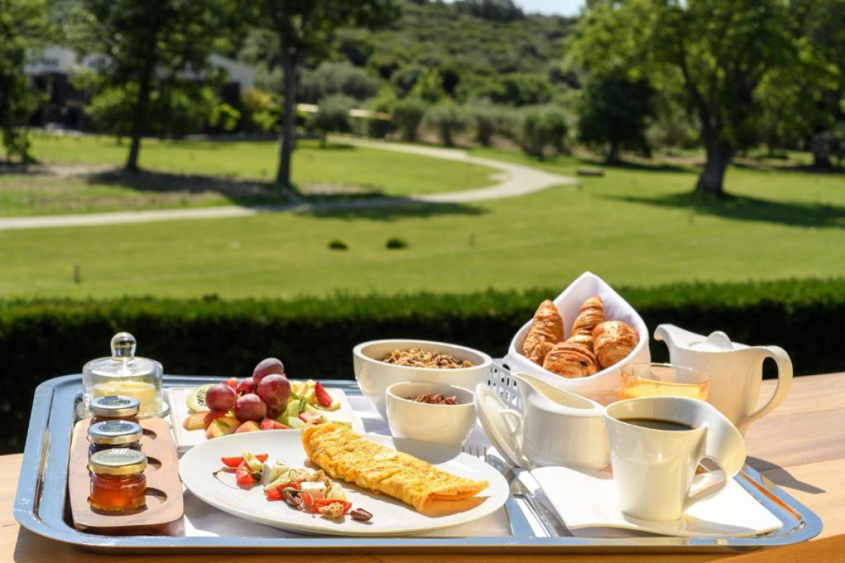Avaton Luxury Villas Resort - Relais  Châteaux