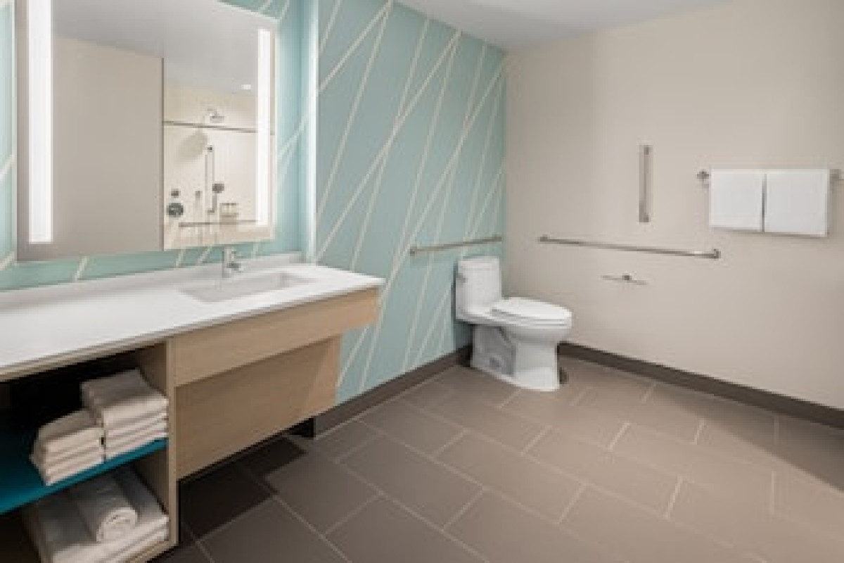 AVID HOTELS BROOKLYN DYKER HEIGHTS