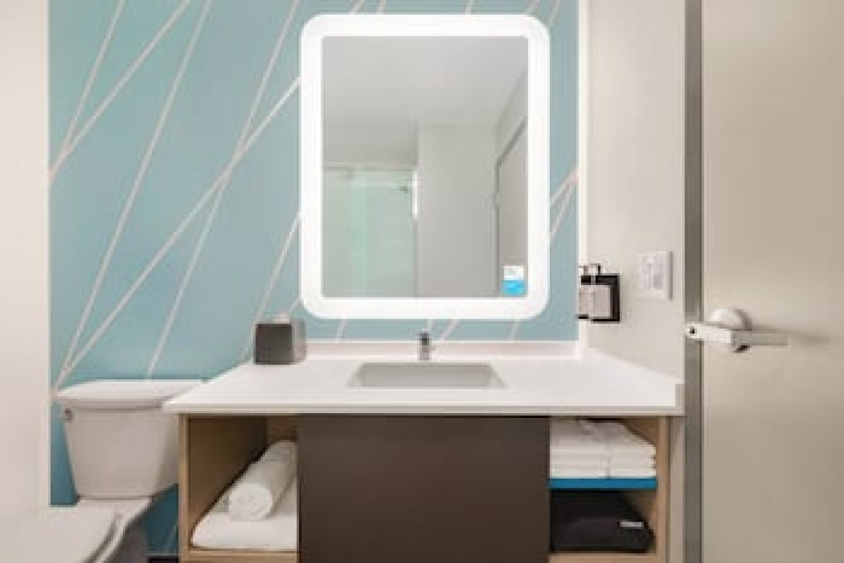 AVID HOTELS BROOKLYN DYKER HEIGHTS