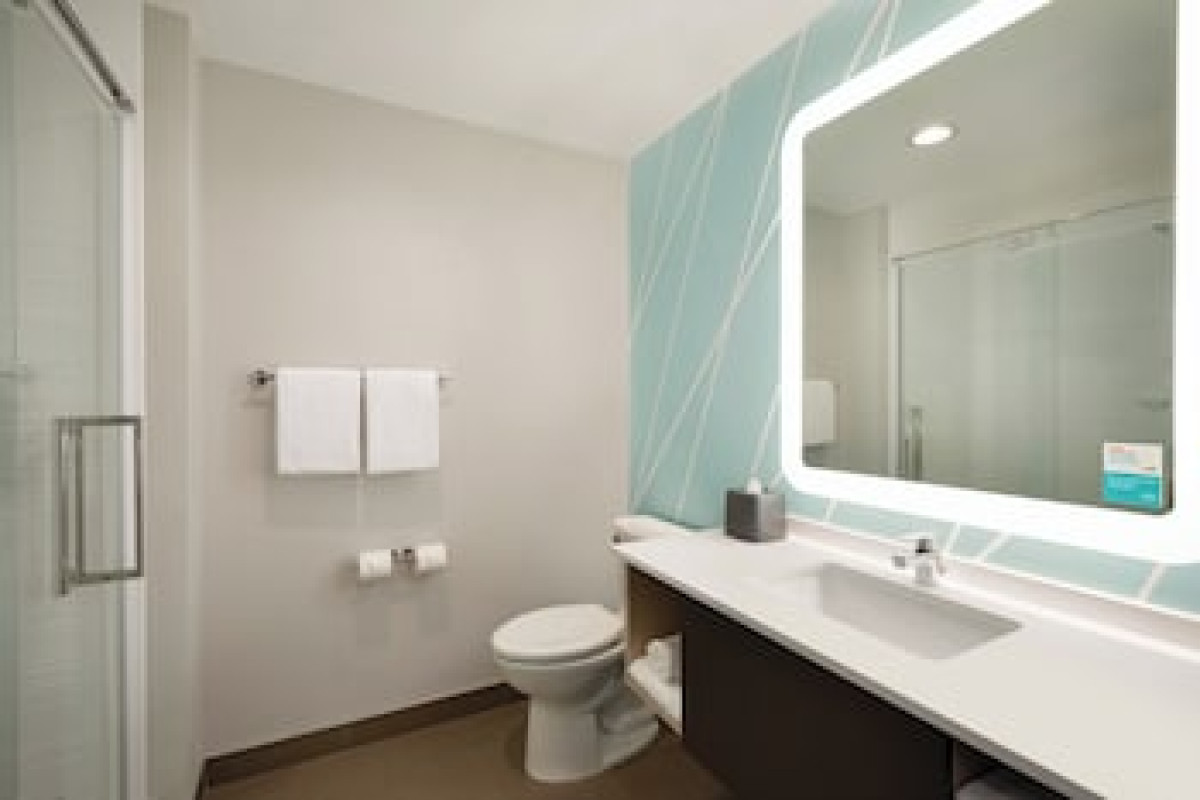 AVID HOTELS BROOKLYN DYKER HEIGHTS