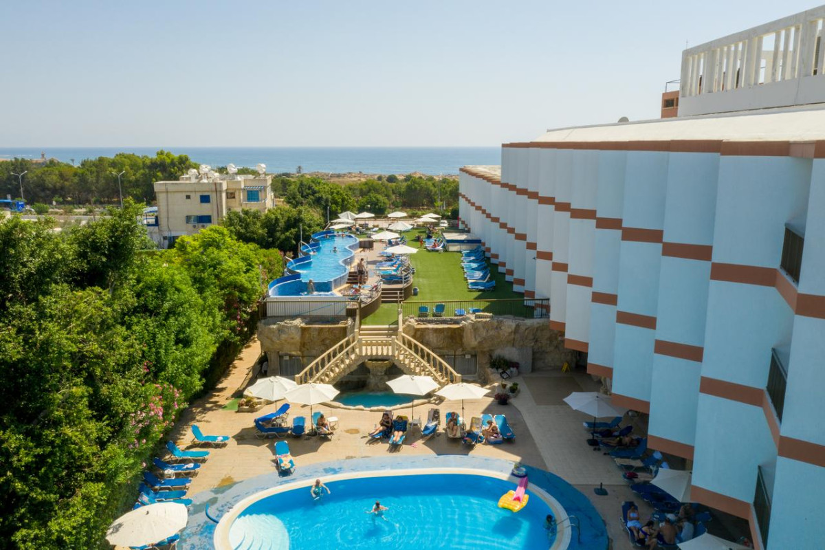 Avlida Hotel