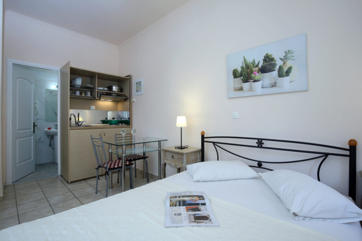 Avra Apartments