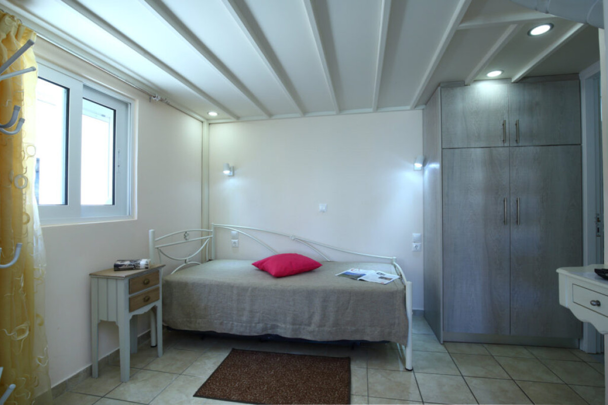 Avra Apartments
