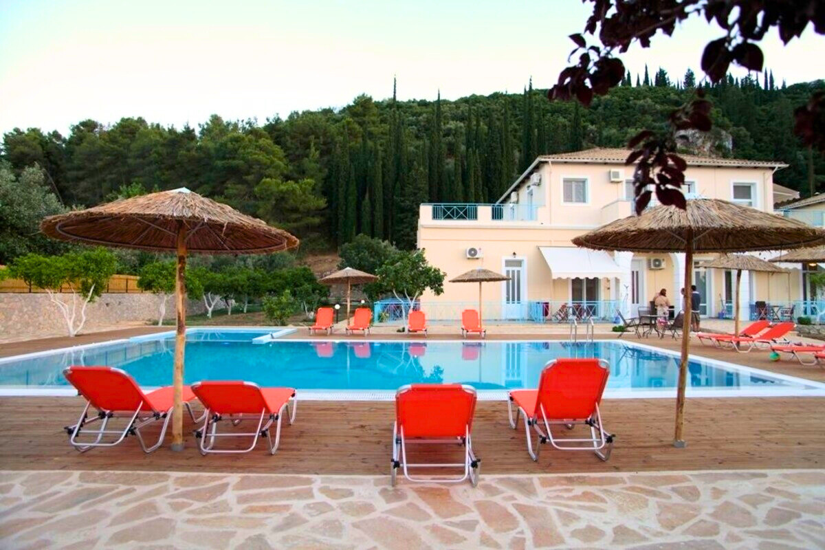 Avra Apartments