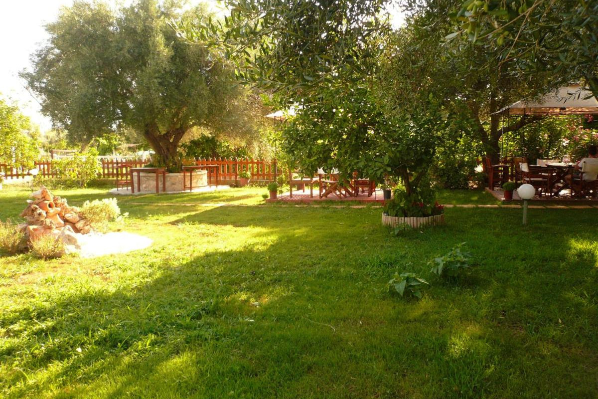 Avra Hotel