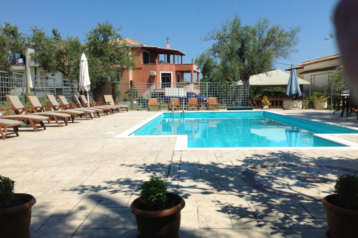 Avra Hotel