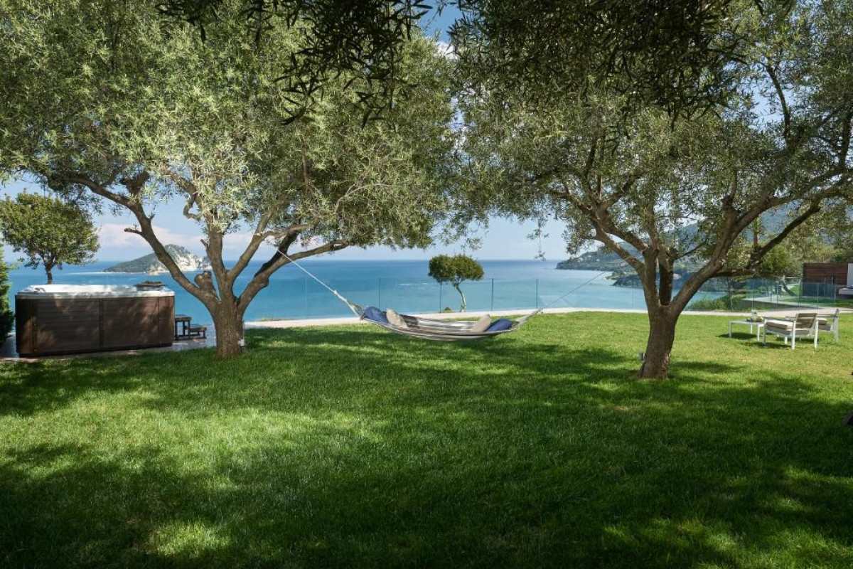 Avra Luxury Villa & Spa