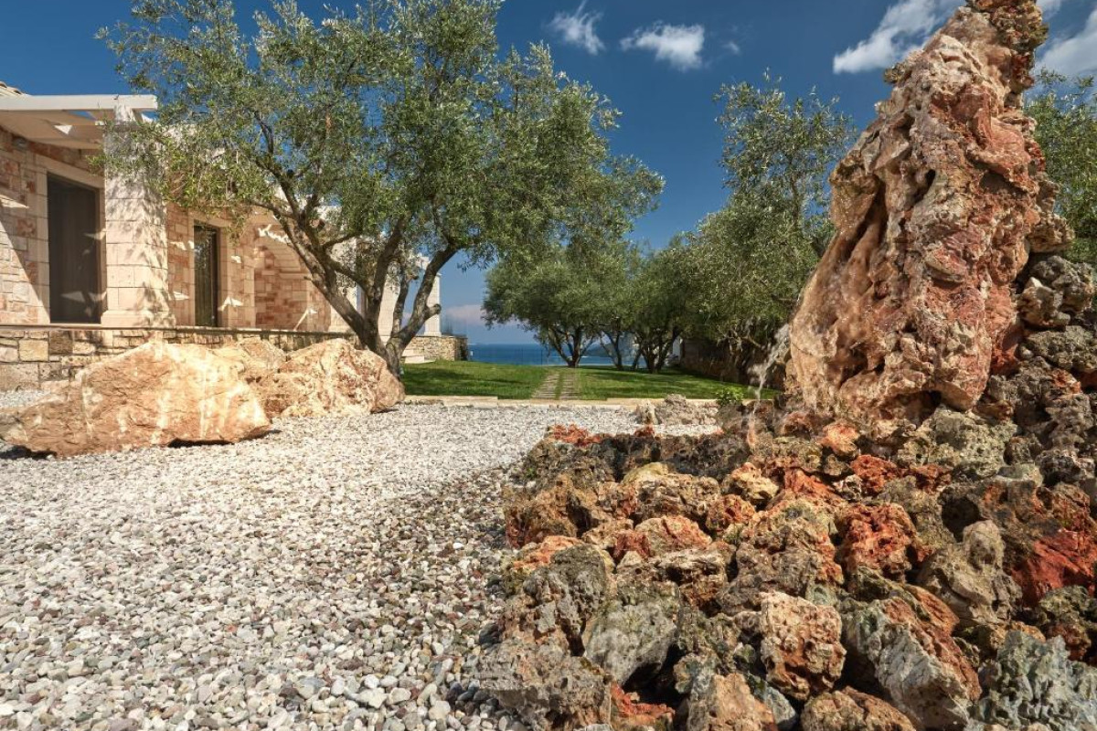 Avra Luxury Villa & Spa