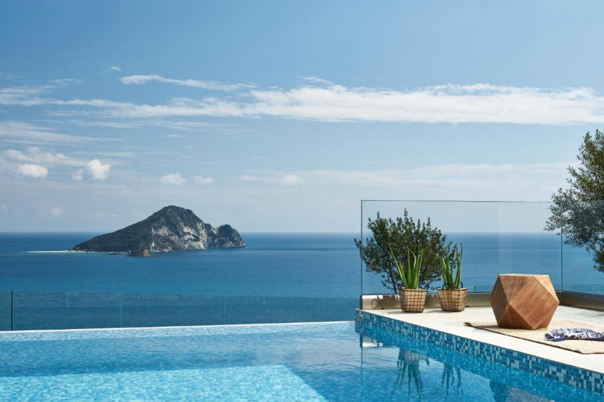 Avra Luxury Villa & Spa