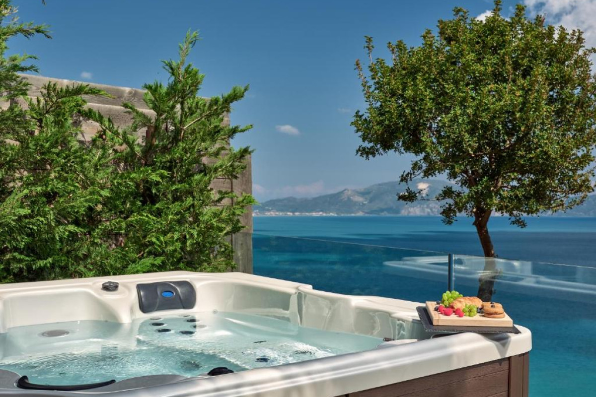 Avra Luxury Villa & Spa