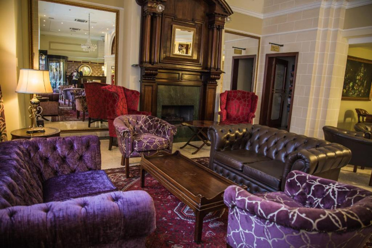 Hotel AX The Victoria