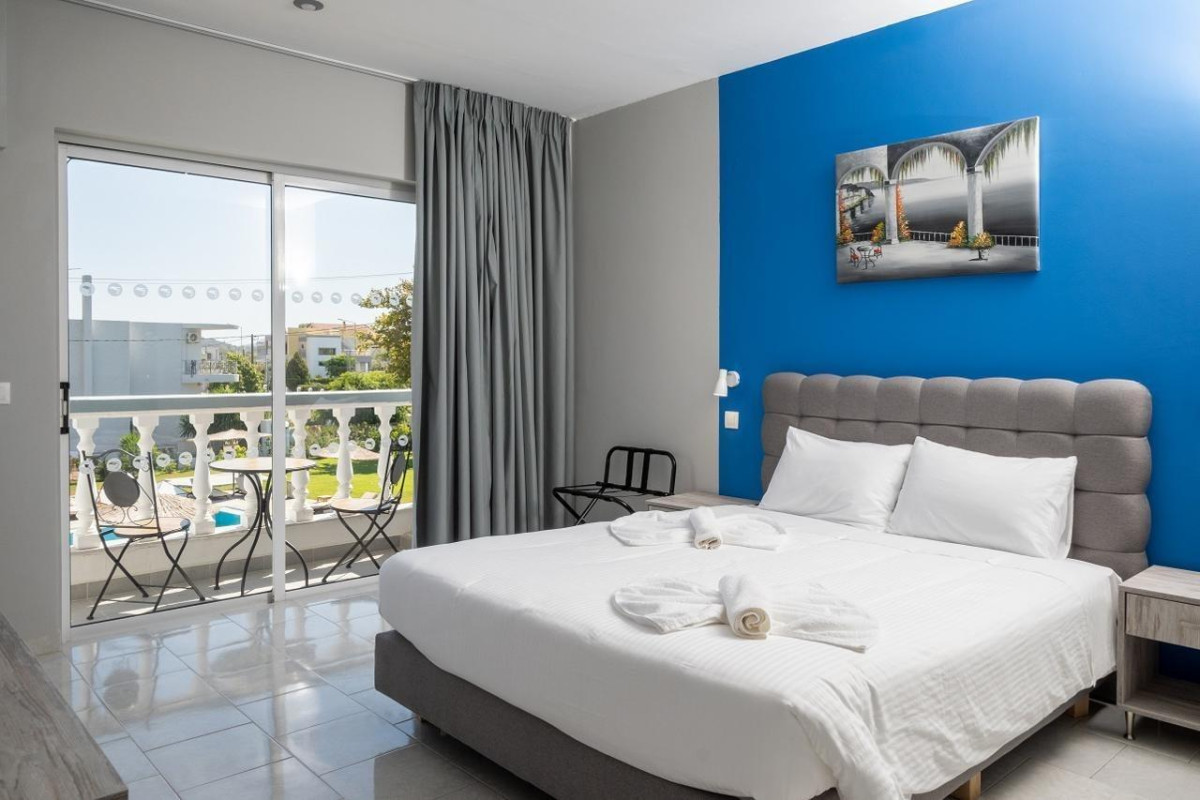 Ayit Hotel