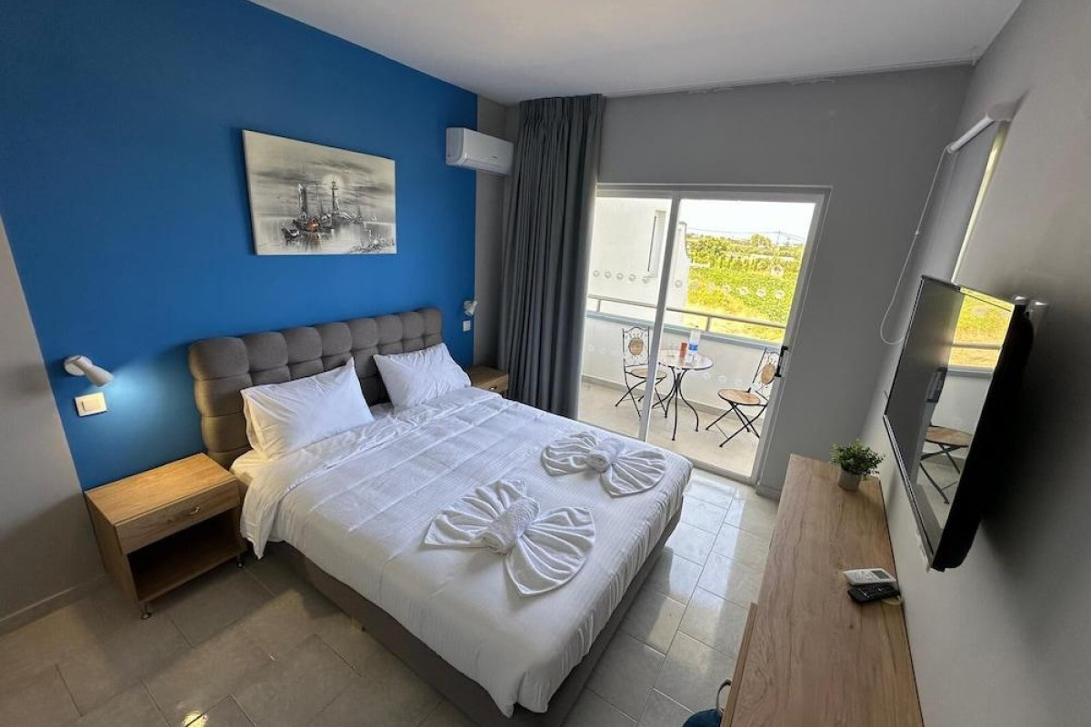 Ayit Hotel
