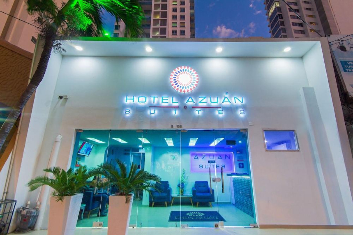 Azuán Suites Hotel By GEH Suites