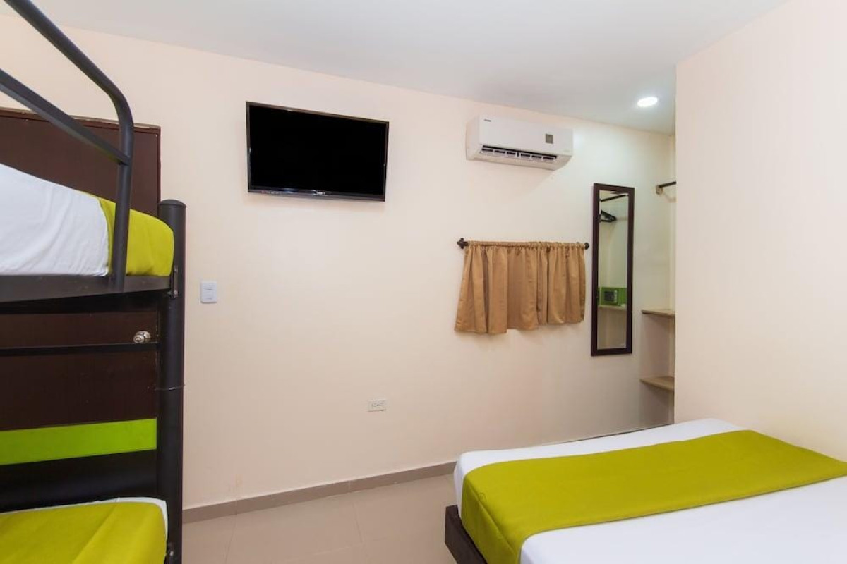 Azuán Suites Hotel By GEH Suites
