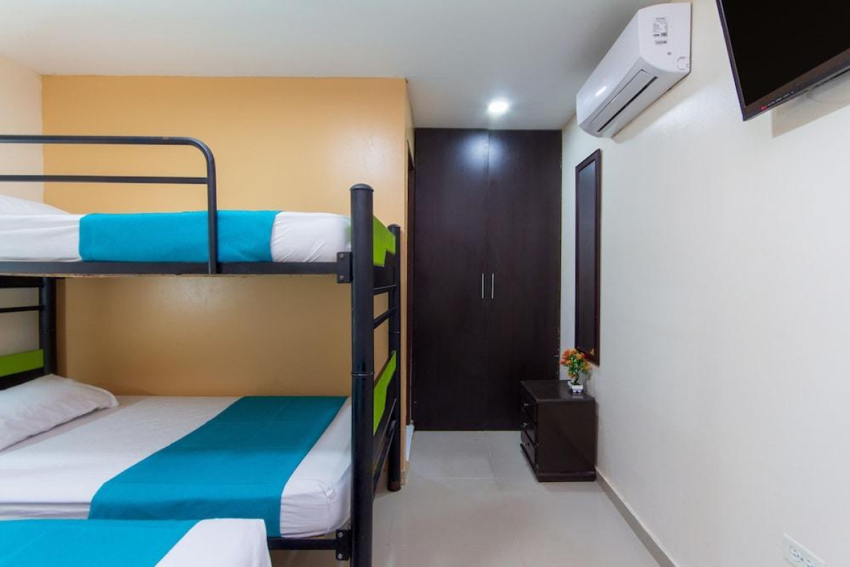 Azuán Suites Hotel By GEH Suites