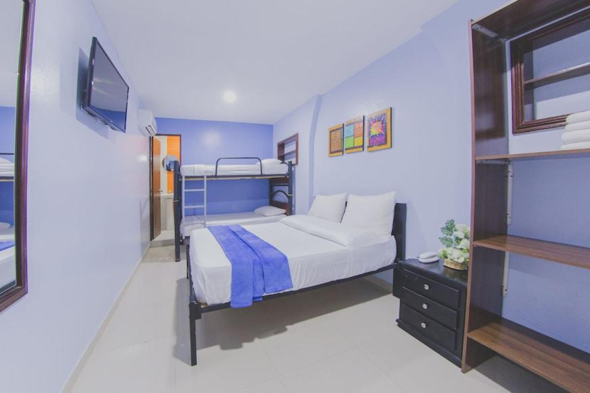 Azuán Suites Hotel By GEH Suites