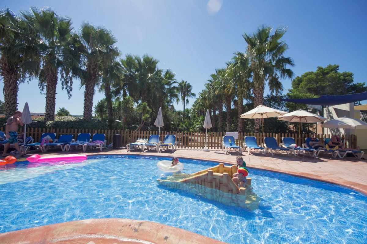 Azuline Hotel  Bergantin