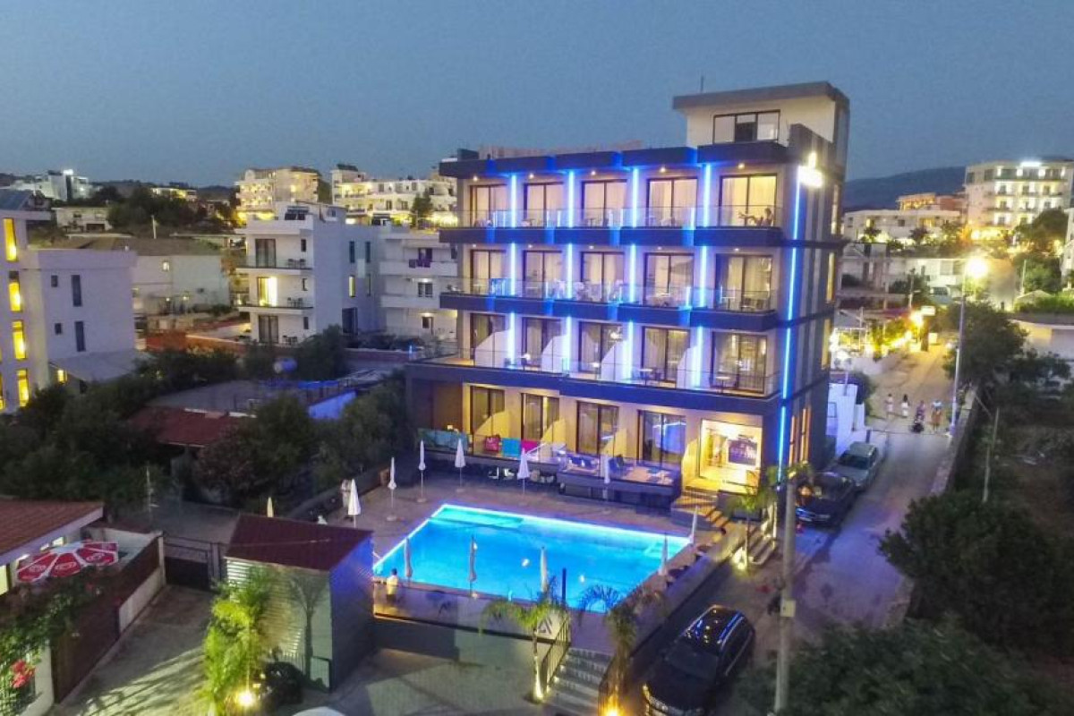 Hotel Azura