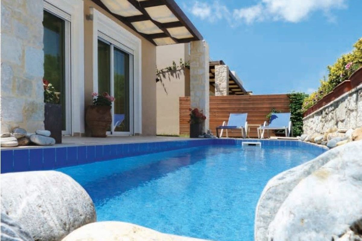 AZURE BEACH