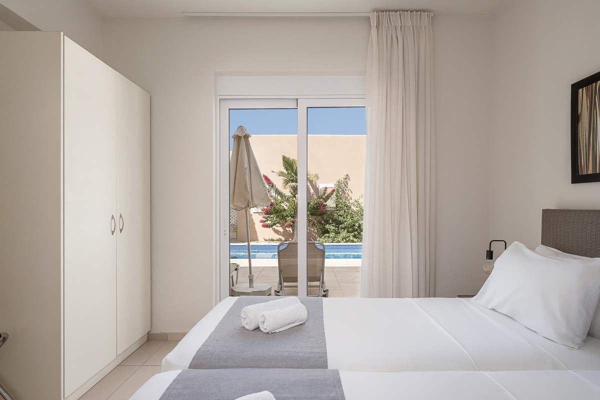 AZURE BEACH