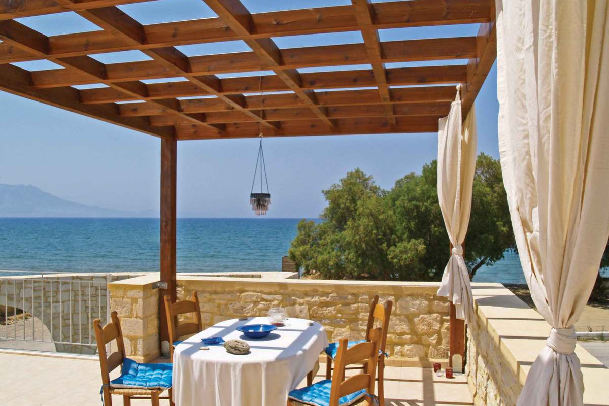 AZURE BEACH