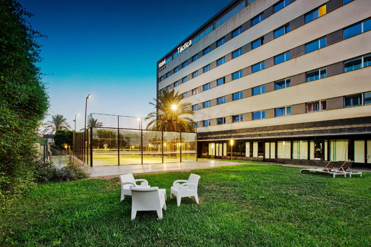 Azz Valencia Táctica  Hotel