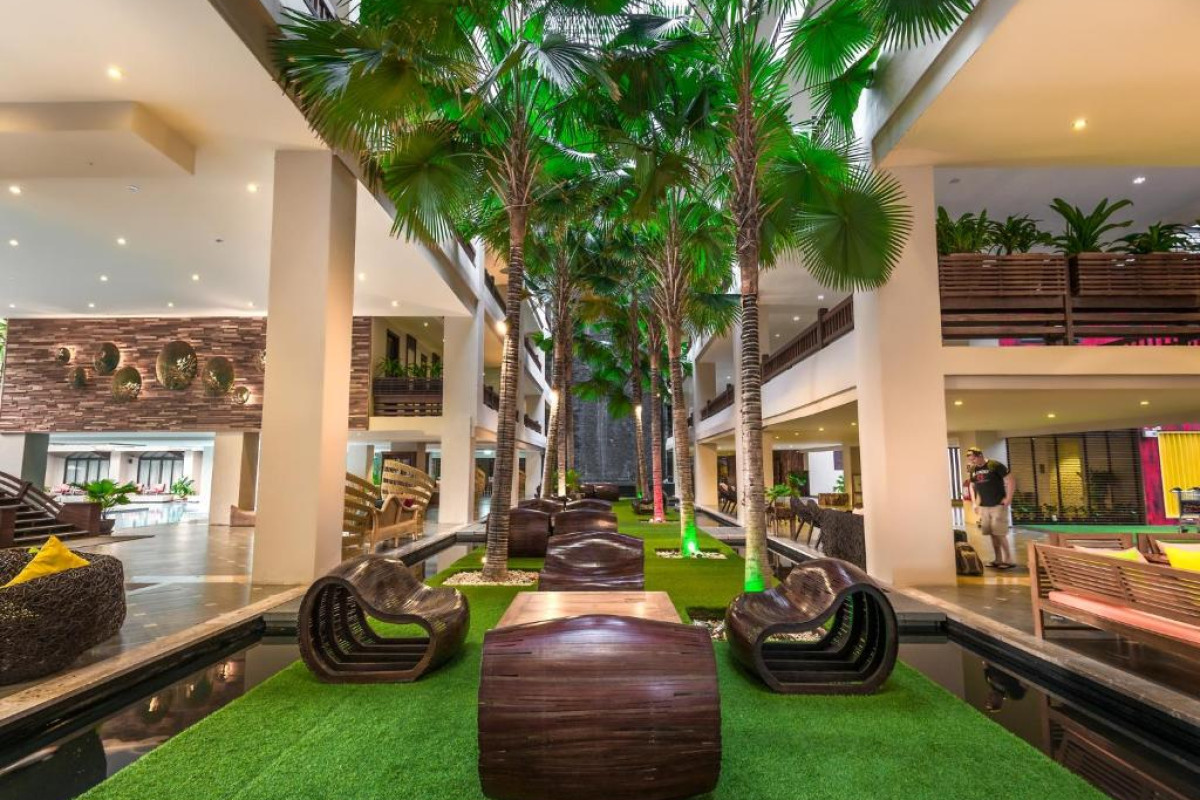 Baan Laimai Beach Resort & Spa