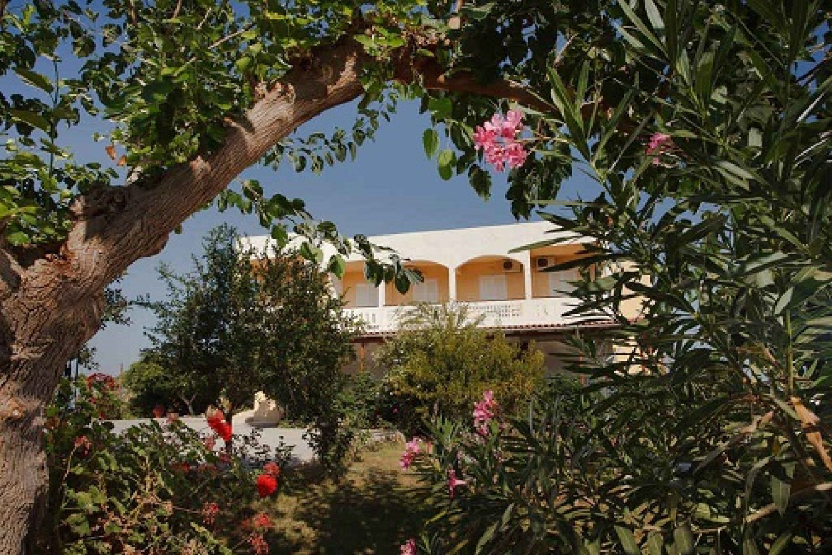 BABIS HOTEL