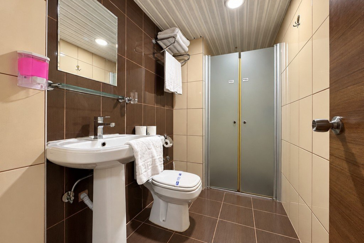 Sealine Suite