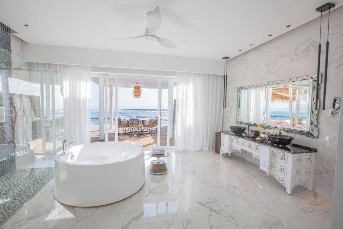 Emerald Maldives Resort And Spa