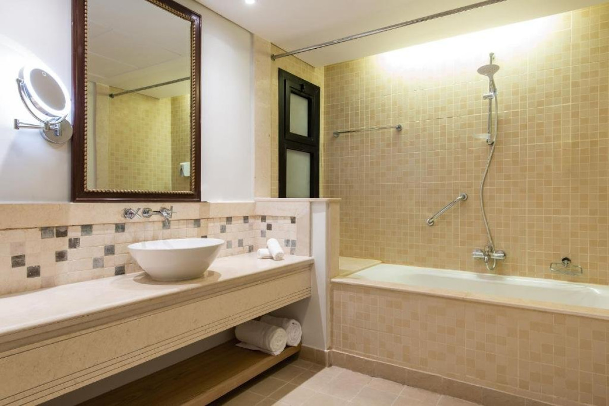 Radisson Marina Resort Port Ghalib