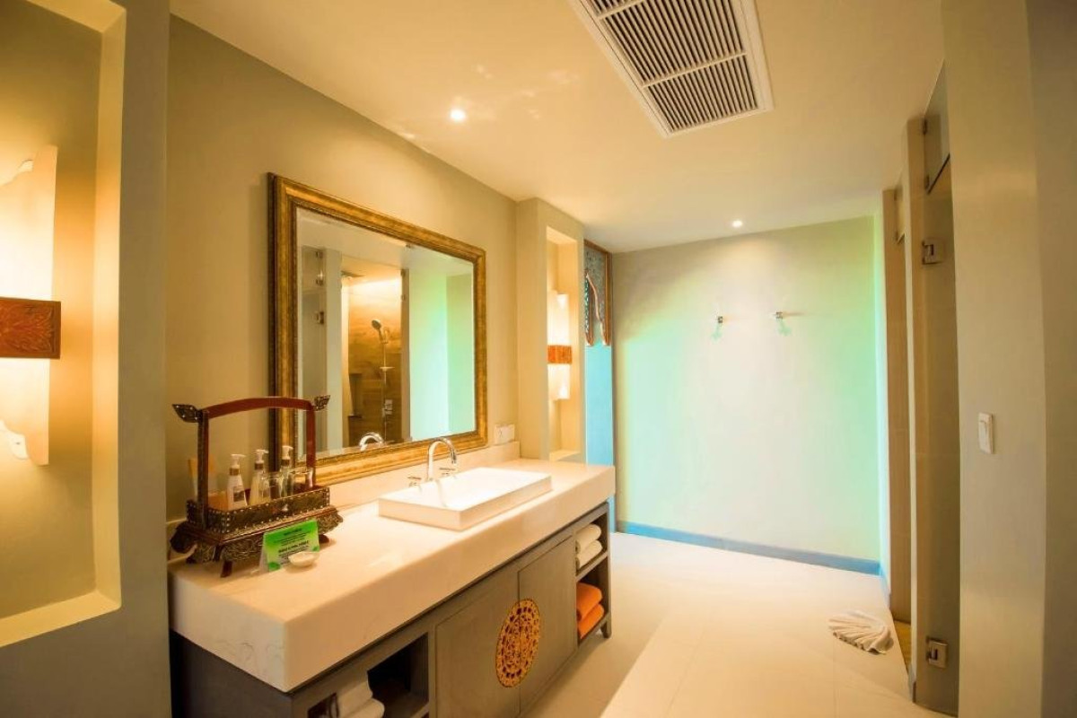 Maikhao Palm Beach Resort