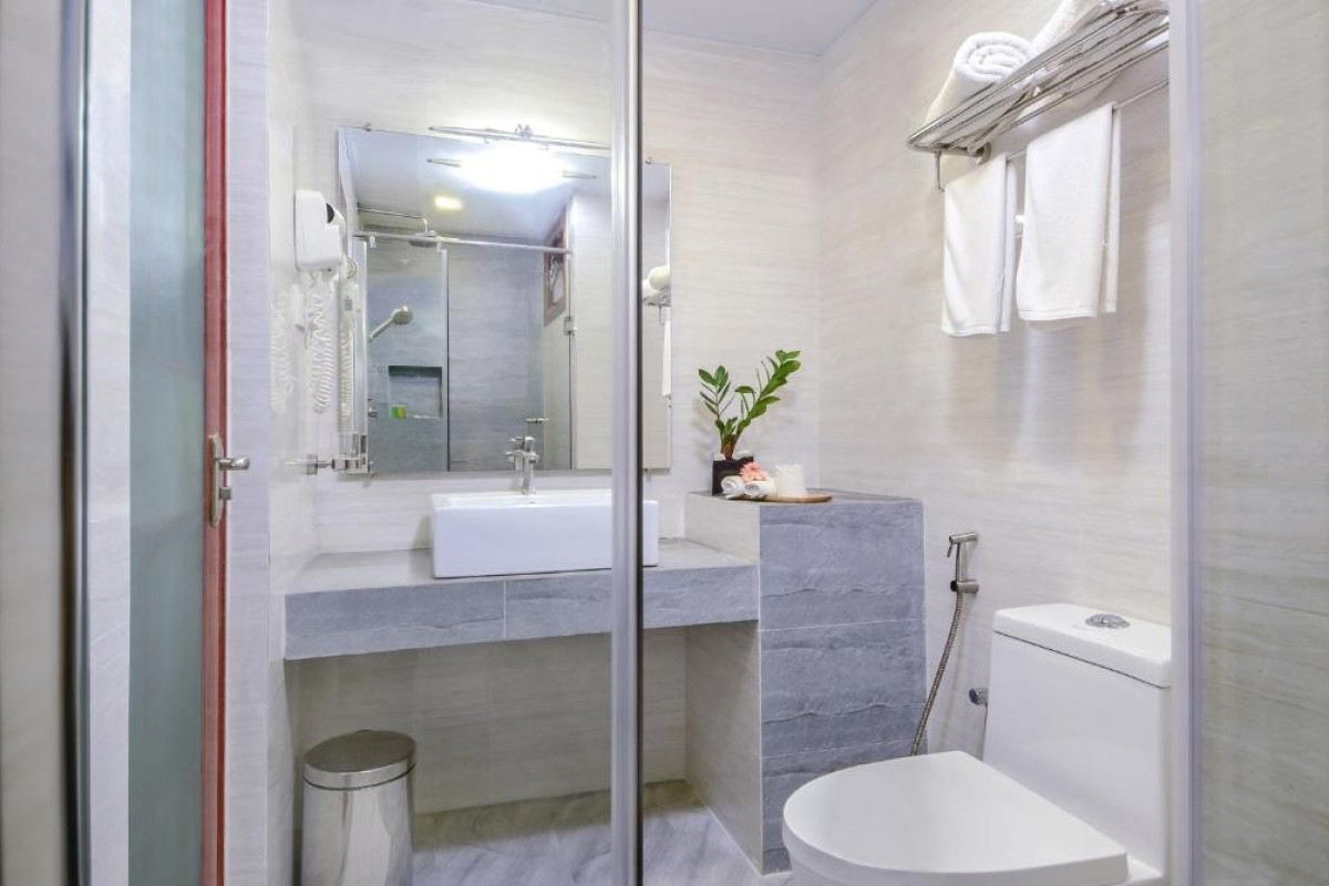 Triton Beach Hotel & Spa